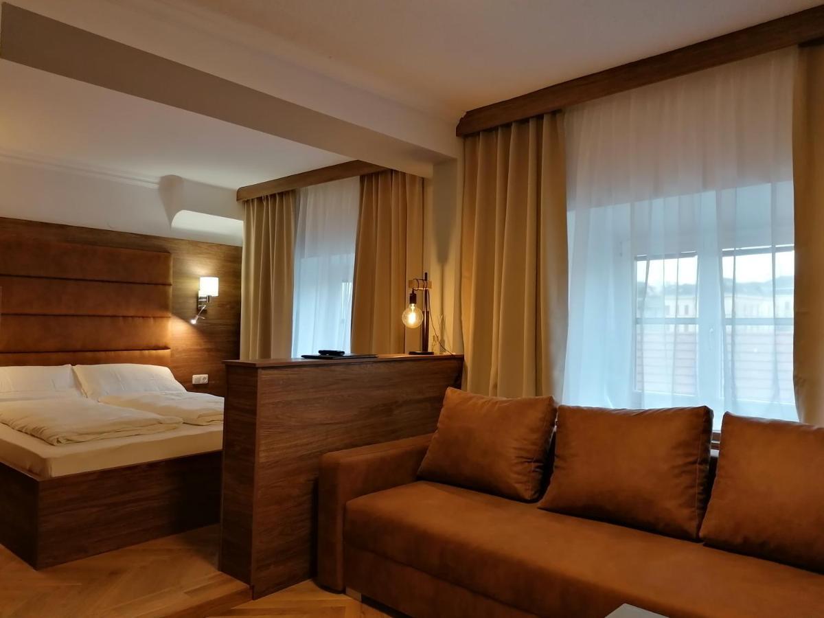 Golden Star - Premium Apartments Мельк Екстер'єр фото
